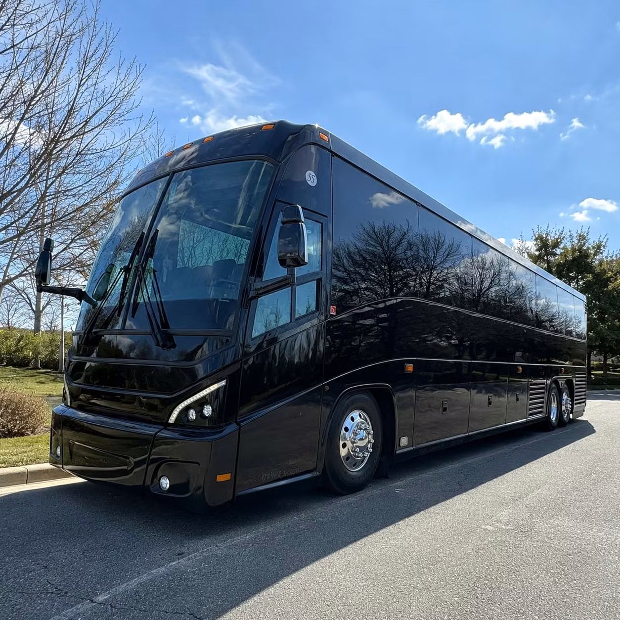 west orange corporate event shuttles for off site meetings and team building days